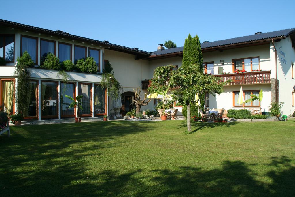Beautyfarm Landhaus Servus Velden am Wörthersee Eksteriør bilde